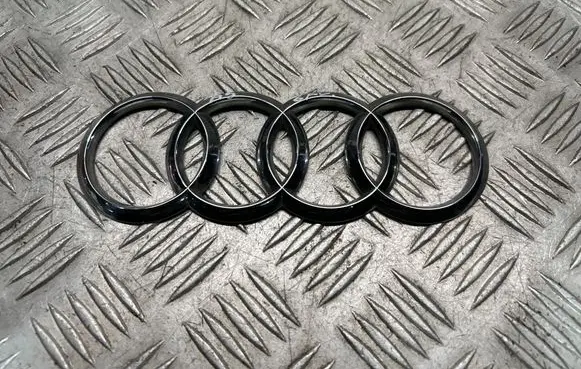 Audi A5 8T 8F Manufacturer badge logo/emblem 8T0853742