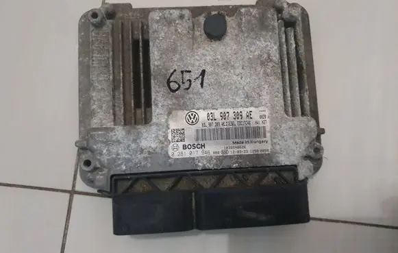 Volkswagen PASSAT CC Engine control unit/module 03L907309AE 0281017946