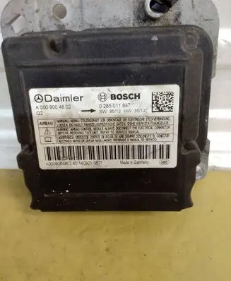 Mercedes-Benz Sprinter W906 Airbag control unit/module A0009004802 0285011847