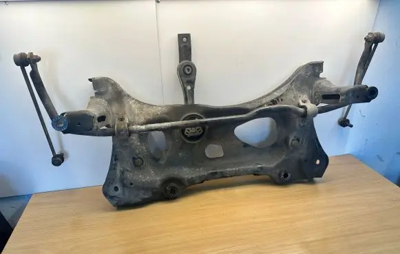 Volkswagen Golf VII Front subframe 5QM199315