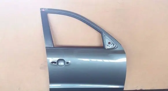 Hyundai Santa Fe Front door