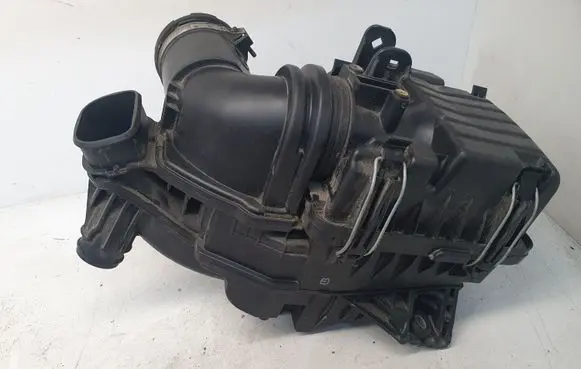 Honda HR-V Air filter box ACC97