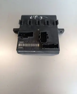 Audi A8 S8 D3 4E Comfort/convenience module 4E0907279D 00005515B2 4E0910279D