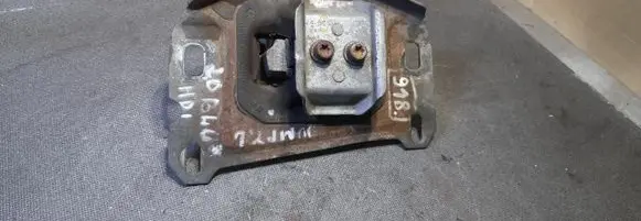 Citroen Jumpy Gearbox mounting bracket 9807981180