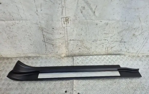 Audi TT Mk1 Front sill trim cover 8N0853492
