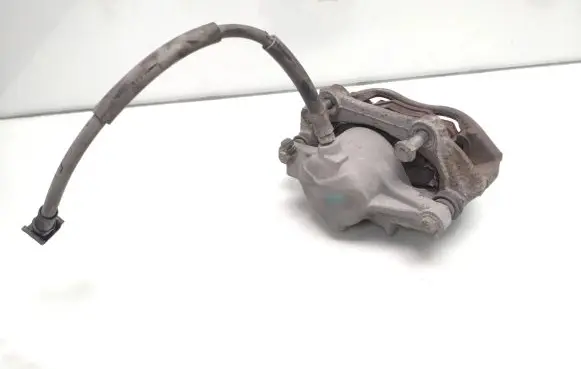 Mercedes-Benz E W211 Front brake caliper