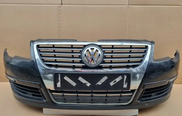 Volkswagen PASSAT B6 Front bumper 3C0807221