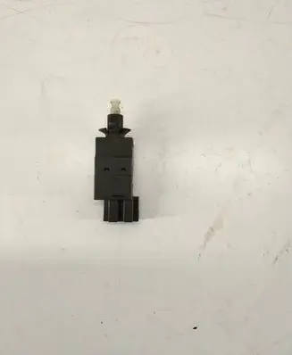 Mercedes-Benz E W211 Brake pedal sensor switch 0015454009