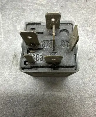 Audi A4 S4 B6 8E 8H Other relay 191927841 V23134A52X196
