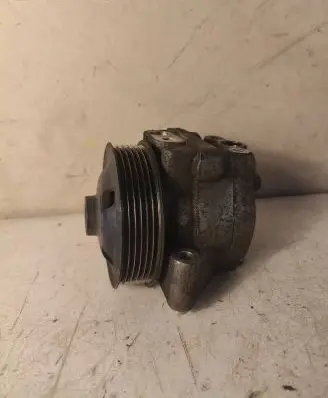 Jaguar XF X250 Power steering pump 9X233A696