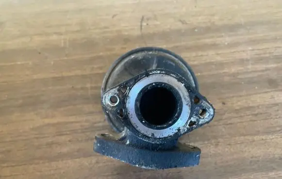 Ford Mondeo Mk III EGR valve