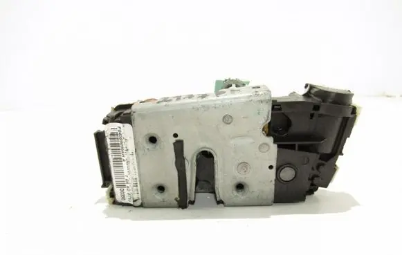 Jeep Patriot Front door lock