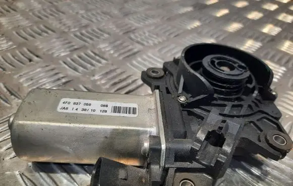 Audi A8 S8 D4 4H Rear lock motor 4F0837059