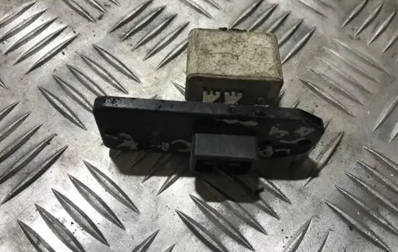 Heater blower motor/fan resistor