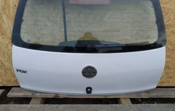 Volkswagen Fox Engine cover (trim) 12345