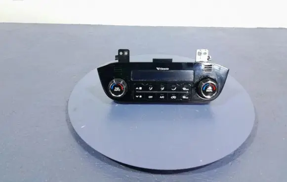 KIA Sportage Climate control unit 97250-3U101
