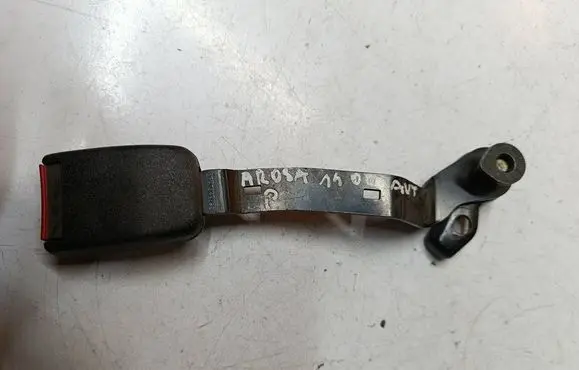 Seat Arosa Front seatbelt buckle