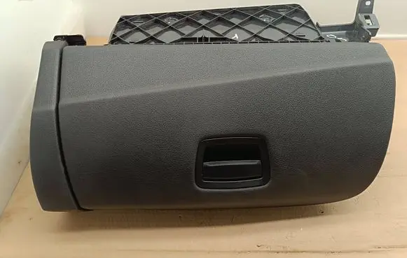 BMW 6 F06 Gran coupe Glove box 9197573 105024083 13318810