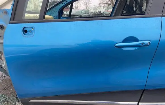 Renault Captur Front door 
