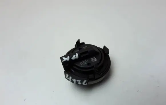 Volkswagen Golf VII Airbag deployment crash/impact sensor 5Q0959354
