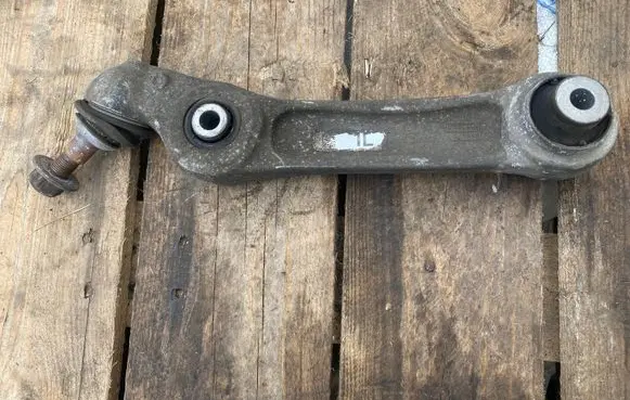 BMW 5 F10 F11 Front control arm 608216