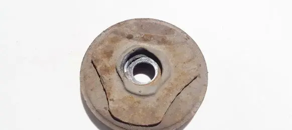 Toyota RAV 4 (XA30) Front coil spring rubber mount 