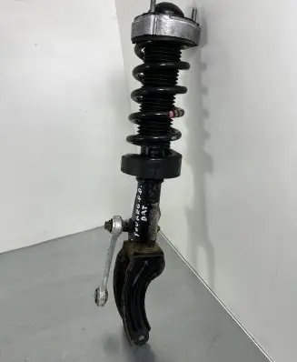 Volkswagen Touareg II Front shock absorber/damper