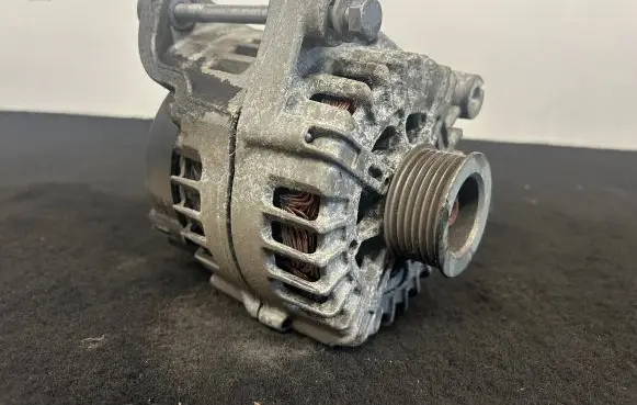 BMW 3 E90 E91 Generator/alternator 7802261 408061941 FG18S019