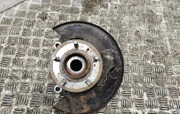 Opel Antara Front wheel hub