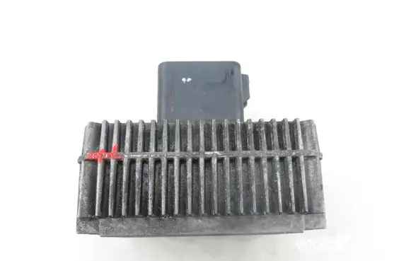 Opel Vectra C Glow plug pre-heat relay 51299018A 55354141