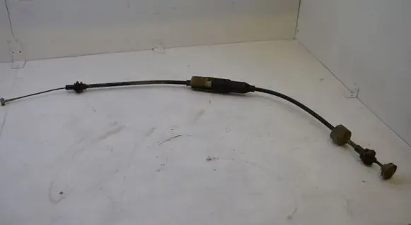 Volkswagen Polo III 6N 6N2 6NF Clutch cable 6X1721335