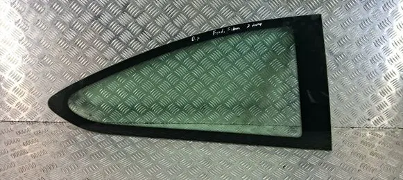 Ford Focus Rear side window 