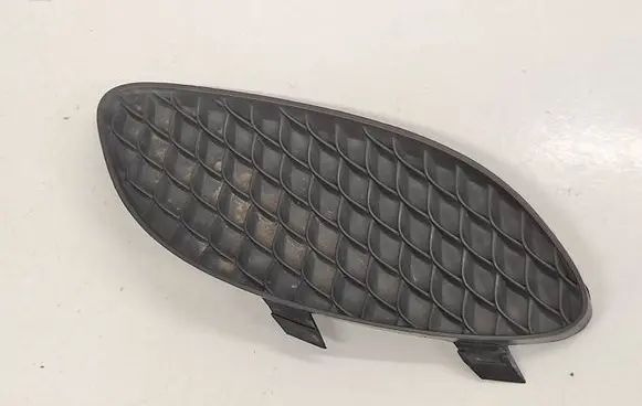 Mercedes-Benz CLA C117 X117 W117 Front bumper lower grill A1178852400