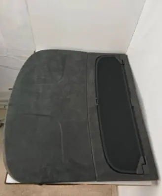 Parcel shelf