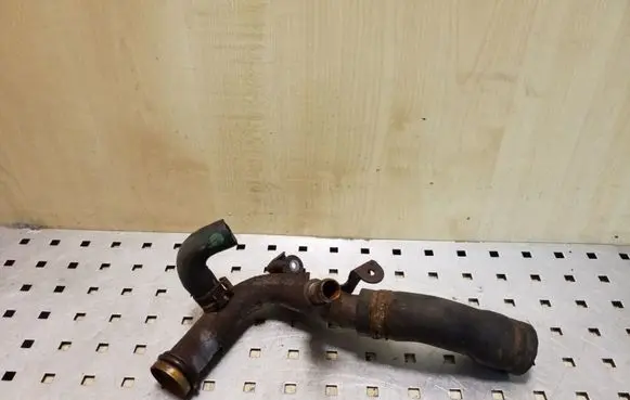 Nissan X-Trail T31 Engine coolant pipe/hose