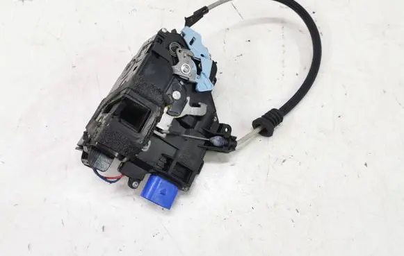 Volkswagen Phaeton Front door lock 3D1837015AB E840298001A