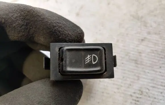 Volkswagen PASSAT B3 Fog light switch 321941535B
