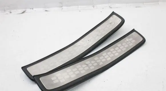 Honda CR-V sill trim set (inner) 84262SWAA012M1
