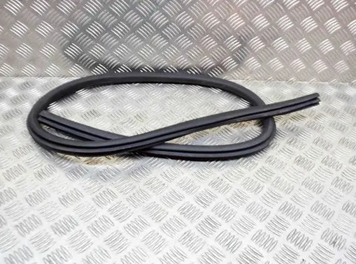 Volkswagen Scirocco Rubber seal front door (on door) 1K8867911B