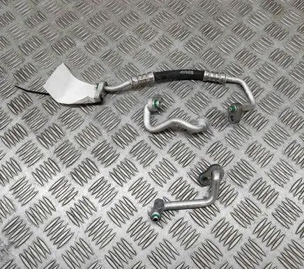 Air conditioning (A/C) pipe/hose