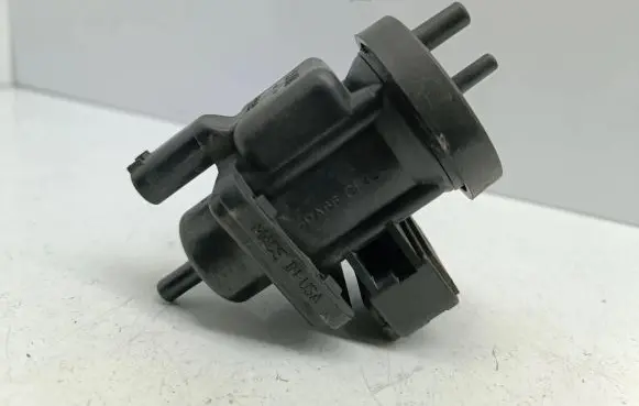 Mercedes-Benz A W168 Turbo solenoid valve A0005450427 0005450427
