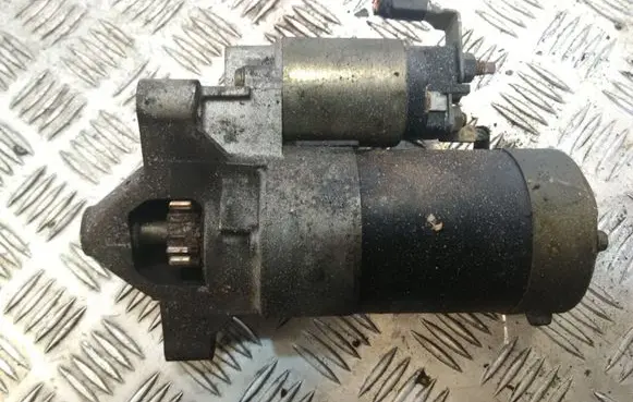 Citroen C5 Starter motor M001T80381