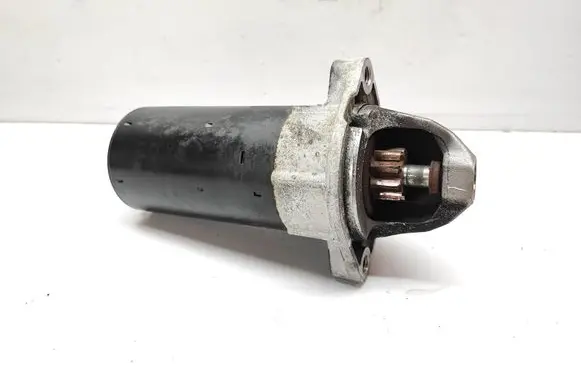 BMW 5 E60 E61 Starter motor 7796892 0001115046