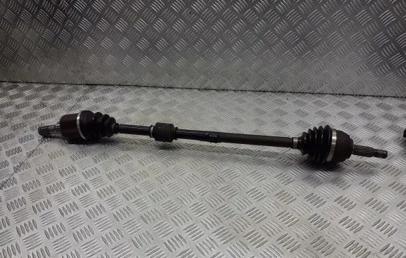 Nissan Note (E11) Front driveshaft