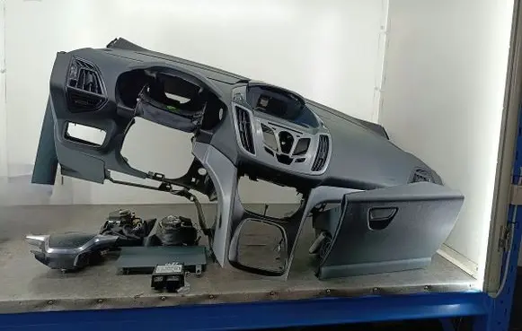 Ford Grand C-MAX Dashboard 