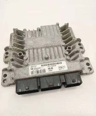 Ford Fiesta Engine control unit/module 8V2112A650EB 5WS40584BT