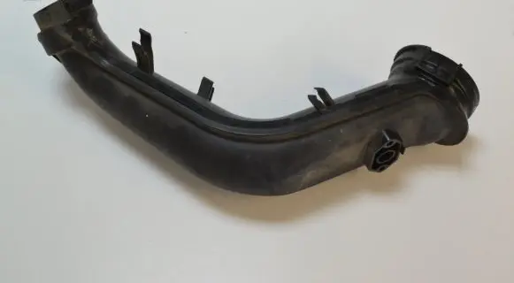 Volkswagen Golf VI Intercooler hose/pipe 03C145673