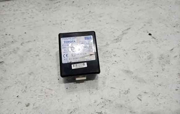 Toyota Corolla Verso AR10 Door control unit/module 897410F010