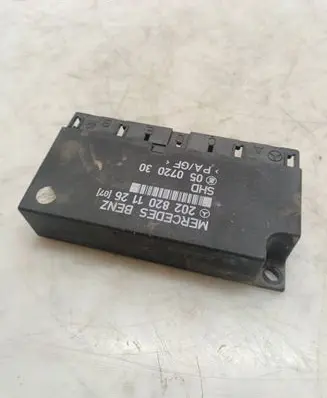 Mercedes-Benz C W202 Comfort/convenience module 2028201126 05072030