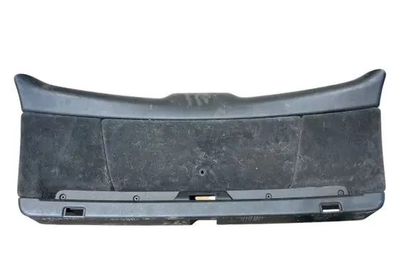 Tailgate trim
